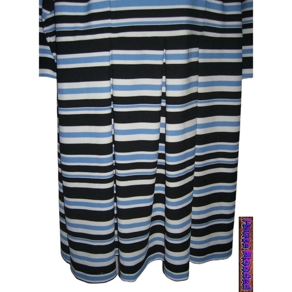 Lane Bryant Striped Skater Dress Black White Blue Pleated Stripe Plus Sz 20 NWT - Picture 8 of 13